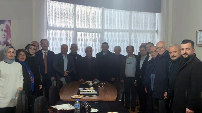 Trabzon ziyaret programı kapsamında Trabzon Gümüşhaneliler Derneğini ziyaret ederek dernek