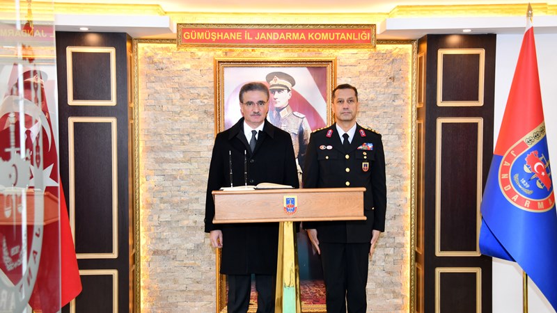 Vali Baruş; fedakârca görev yapan Gümüşhane İl Jandarma Komutanlığı’nın tüm