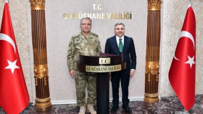Bugün Gümüşhane’ye gelen Kara Kuvvetleri Komutanı Orgeneral Metin Tokel Paşa,