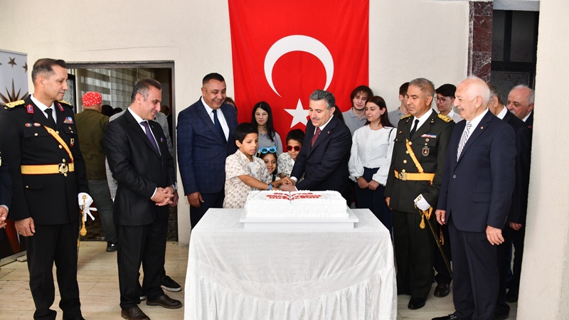 30 Ağustos Zaferi’nin 104. Yılı Gümüşhane’de Kutlandı 30 Ağustos Zafer Bayramı’nın 104. yıl dönümü dolayısıyla Gümüşhane’de düzenlenen
